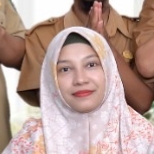 Foto Dian Rahmanita, Staf