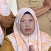Foto Herlina, Staf Kebersihan